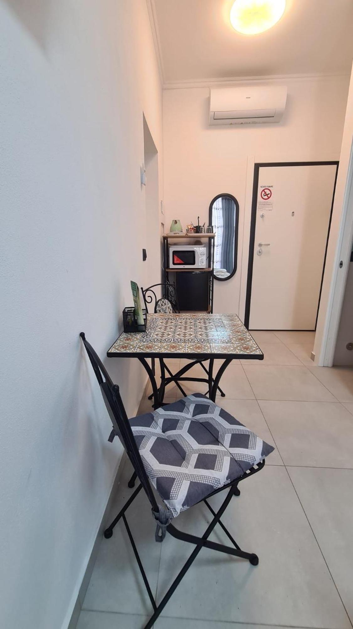 Amici Holidey Camera Stazione Hotel La Spezia Luaran gambar